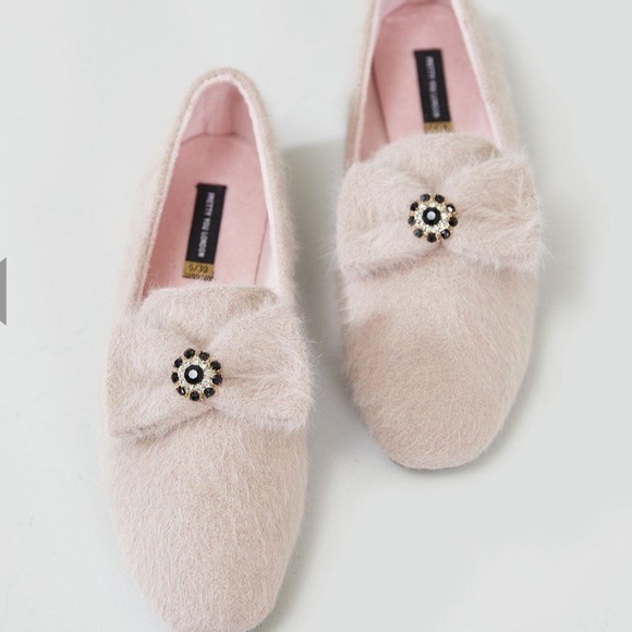 pretty loafers brand